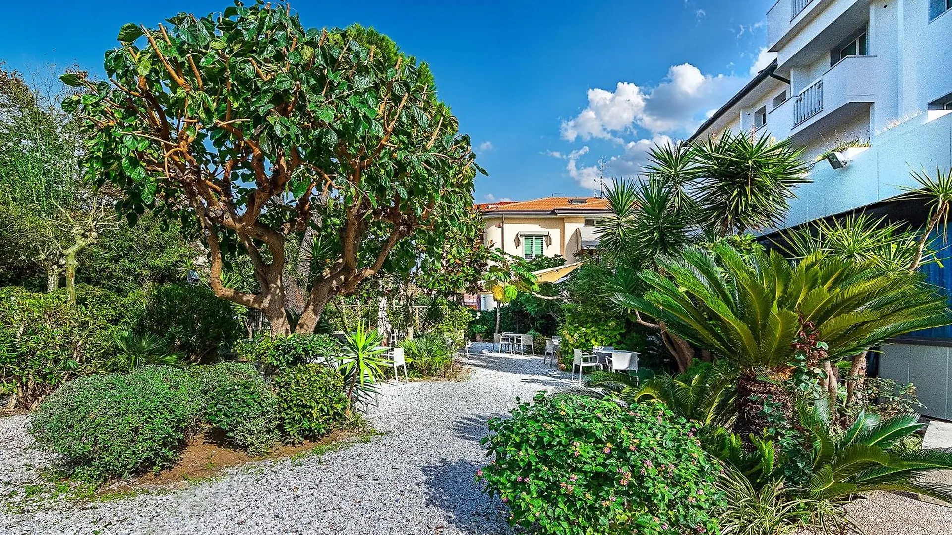 Hotel Mariotti Lido di Camaiore 3*,  Italy